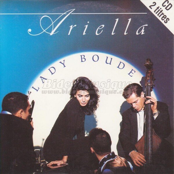 Ariella - Gamine