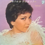 Rika Zara� - Sous les parapluies